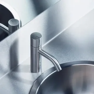 Berührungslose Armaturen und Ausstattungsprodukte von VOLA Berührungslose Armaturen und Ausstattungsprodukte von VOLA