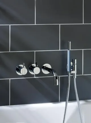 Wannenarmaturen von VOLA Wannenarmaturen von VOLA