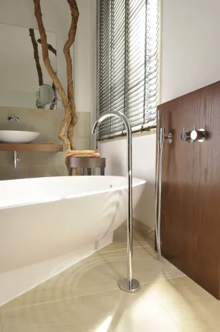 Wannenarmaturen von VOLA Wannenarmaturen von VOLA