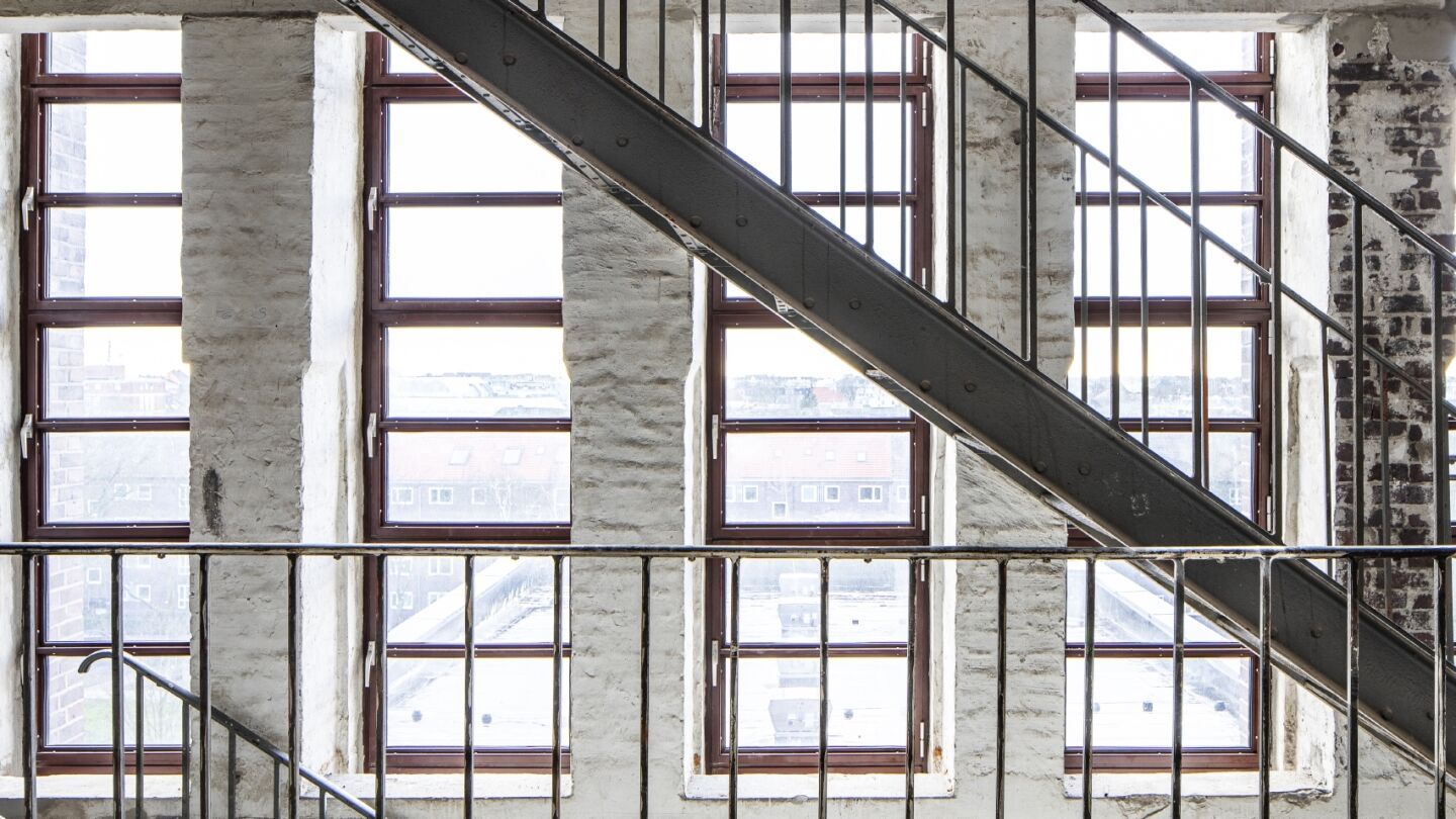 WORK Stahl-Fensterprofile für Sanierungen und Bauen im Bestand
