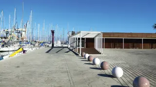 BELLITALIA® - Pflanzbehälter und Poller aus Beton bzw. Marmor BELLITALIA® - Pflanzbehälter und Poller aus Beton bzw. Marmor