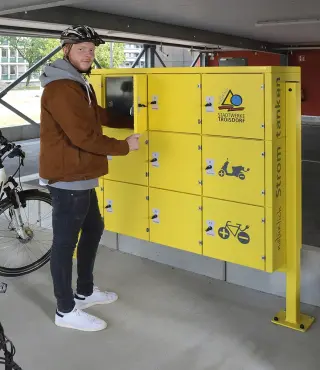 Fahrradparksysteme - Anlehnbügel und Fahrradständer Fahrradparksysteme - Anlehnbügel und Fahrradständer