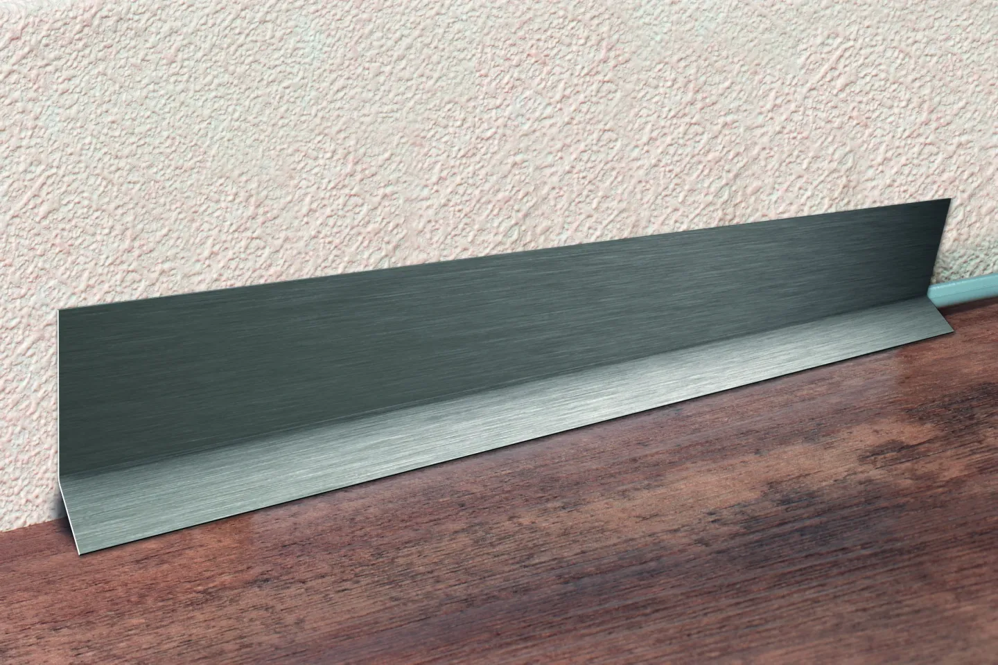 Sockelleisten aus Aluminium und Edelstahl mit und ohne Beleuchtung Sockelleisten aus Aluminium und Edelstahl mit und ohne Beleuchtung