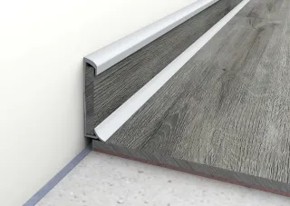 Sockelleisten aus Aluminium und Edelstahl mit und ohne Beleuchtung Sockelleisten aus Aluminium und Edelstahl mit und ohne Beleuchtung