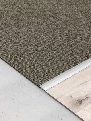 Fußbodenprofilsysteme für Parkett, Laminat, LVT-Designbeläge und Teppich Fußbodenprofilsysteme für Parkett, Laminat, LVT-Designbeläge und Teppich