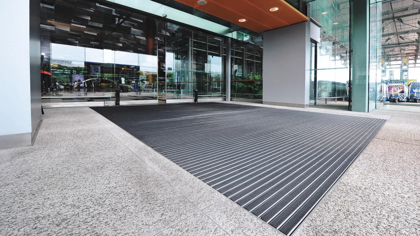 Eingangsmattensysteme TOP CLEAN PREMIUM aus Aluminium Eingangsmattensysteme TOP CLEAN PREMIUM aus Aluminium