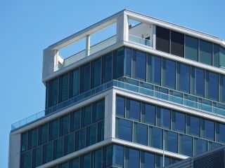 STREAM Berlin – Architektur in Bewegung mit polycon® Glasfaserbeton von CONAE