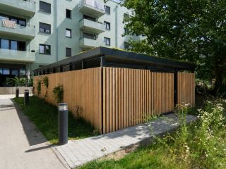 Neu: Woodline Vertikal – Holzverkleidung mit neuer Linienführung