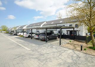 Urbanes System - Individuelles Carport projekt w Systeme aus Stahl - Urbanes System - Individuelles Carport