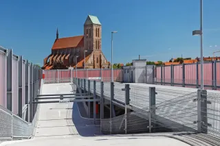 INTEGRA-pw Die modulare Absturzsicherung im Parkraum INTEGRA-pw Die modulare Absturzsicherung im Parkraum