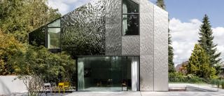 Haus 10 x 10 - The Camouflage House - © Christina Dragoi Haus 10 x 10 - The Camouflage House - © Christina Dragoi