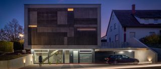 WOHNHAUS P: DAS RELIEF - © MATTES // EPPMANN ARCHITEKTEN GMBH, REINHARDT SENF FOTOGRAFIE WOHNHAUS P: DAS RELIEF - © MATTES // EPPMANN ARCHITEKTEN GMBH, REINHARDT SENF FOTOGRAFIE