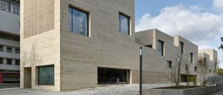 Stadtbibliothek Heidenheim - © Stefan Josef Müller Stadtbibliothek Heidenheim - © Stefan Josef Müller