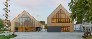 Gemeindesaal Legau - © David Matthiessen Gemeindesaal Legau - © David Matthiessen