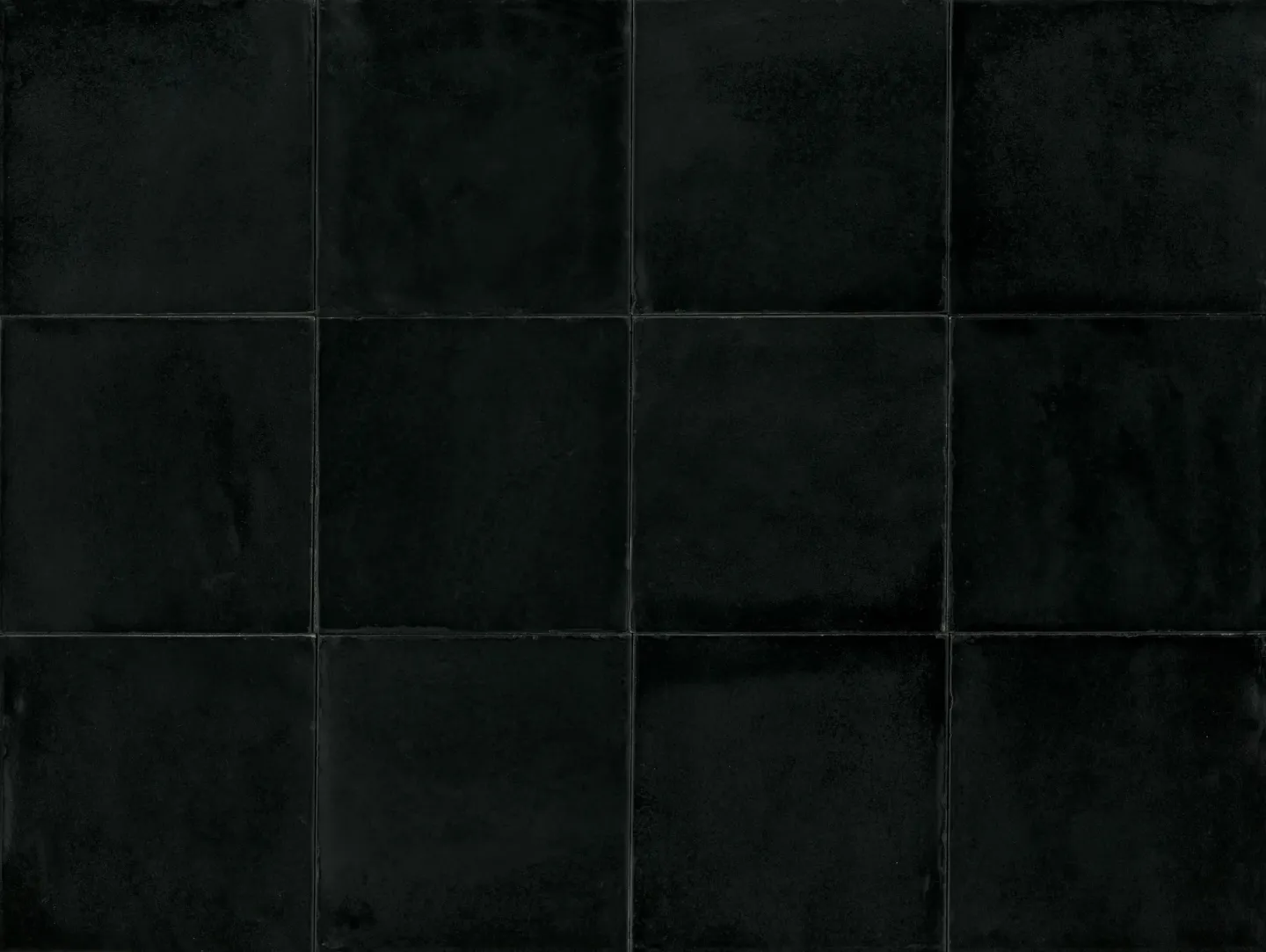 Crogiolo Memoria - Wand- und Bodenfliesen mit halbmatter u.glänzender Oberfläche Crogiolo Memoria - Wand- und Bodenfliesen mit halbmatter u.glänzender Oberfläche