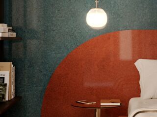 Grande Lume: Keramik an ihrem Ursprung – zwischen Licht, Farbe und Materie