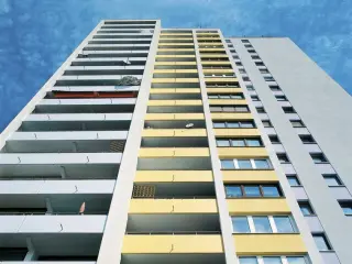 Betoninstandsetzungs- und Schutzsysteme für den Wohnungs- und Verwaltungsbau Betoninstandsetzungs- und Schutzsysteme für den Wohnungs- und Verwaltungsbau
