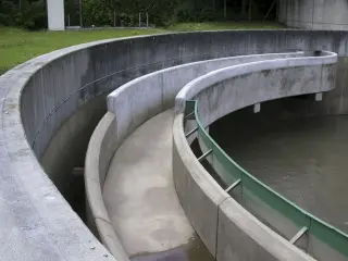 Betoninstandsetzungs- und Schutzsysteme für den Abwasserbau Betoninstandsetzungs- und Schutzsysteme für den Abwasserbau