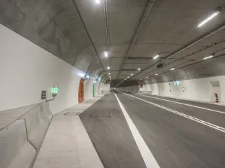 Betoninstandsetzungs- und Schutzsysteme für den Verkehrsbau Betoninstandsetzungs- und Schutzsysteme für den Verkehrsbau
