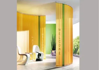 Lamellenvorhänge für den innenliegenden Sonnenschutz Lamellenvorhänge für den innenliegenden Sonnenschutz