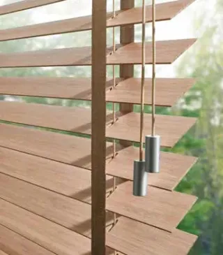 Jalousien für den innenliegenden Sonnenschutz Jalousien für den innenliegenden Sonnenschutz