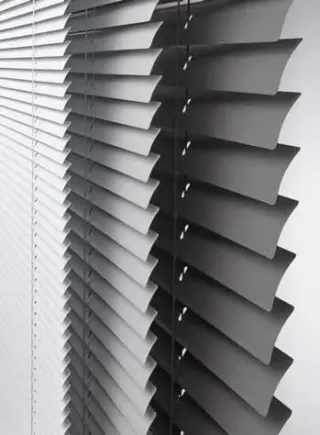 Jalousien für den innenliegenden Sonnenschutz Jalousien für den innenliegenden Sonnenschutz