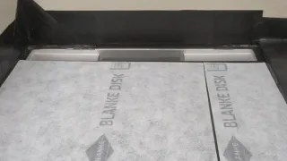 Duschrinnen und Punktentwässerungen Duschrinnen und Punktentwässerungen
