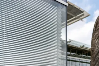 ISOshade® Fassadenelement mit integriertem Sonnenschutz seele - ISOshade® Fassadenelement mit integriertem Sonnenschutz