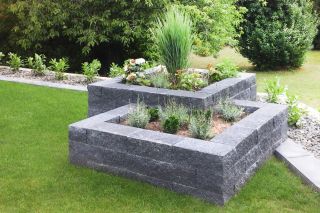 BossIntak-Mauerblock