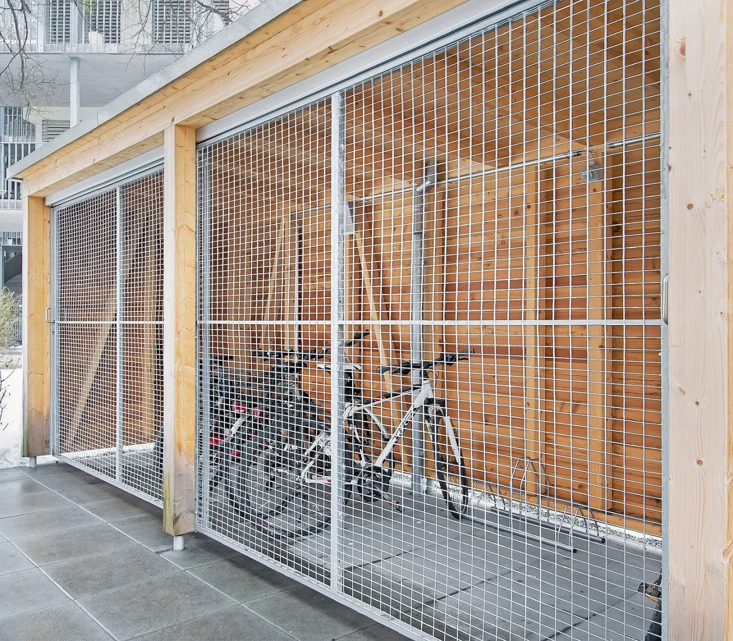 Gittereinhausungen: Schutz vor unerlaubtem Zugriff Gittereinhausungen: Schutz vor unerlaubtem Zugriff