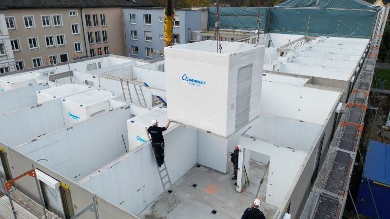 Raumzellen vorgefertigt