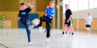 Sportbodenbeläge TARAFLEX®  und DLW Linodur für Sport- und Mehrzweckhallen Sportbodenbeläge TARAFLEX®  und DLW Linodur für Sport- und Mehrzweckhallen