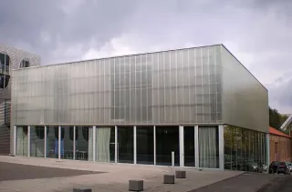 Sprossenlose Dach- und Wandverglasung Sprossenlose Dach- und Wandverglasung