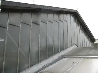 Sprossenlose Dach- und Wandverglasung Sprossenlose Dach- und Wandverglasung