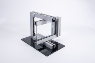 Keller minimal windows® pivot Ganzglas-Wendeflügeltür Keller minimal windows® - Keller minimal windows® pivot Ganzglas-Wendeflügeltür