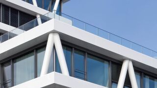 BALARDO core - modulare Glasgeländer mit Aluminium-Tragprofilen