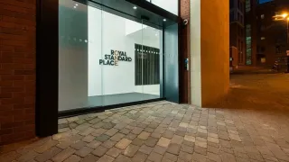 Automatische Schiebetüren und Rundschiebetüren Automatische Schiebetüren und Rundschiebetüren