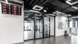 Automatische Schiebetüren und Rundschiebetüren Automatische Schiebetüren und Rundschiebetüren