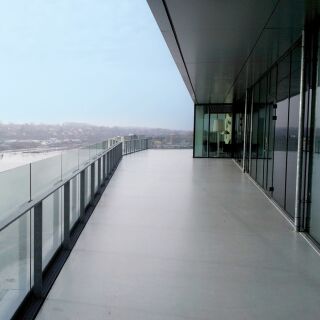 Vulkem Quick und Matacryl: Abdichtungssysteme für Fußgängverkehr und Brücken