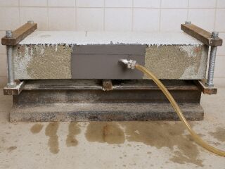 Hält negativem Wasserdruck langfristig stand