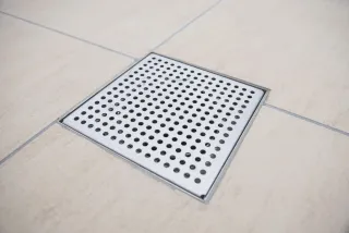 Entwässerungsrinnen MONSUN DRAIN und DRAINTEC Entwässerungsrinnen MONSUN DRAIN und DRAINTEC