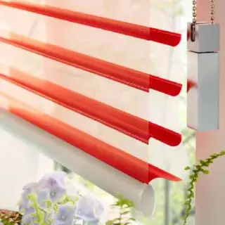 Innenliegender Sonnenschutz: Rollo, Doublé und Triplé Innenliegender Sonnenschutz: Rollo, Doublé und Triplé