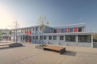 Mobile Raumsysteme für Bildung: Kitas und Schulen Mobile Raumsysteme für Bildung: Kitas und Schulen