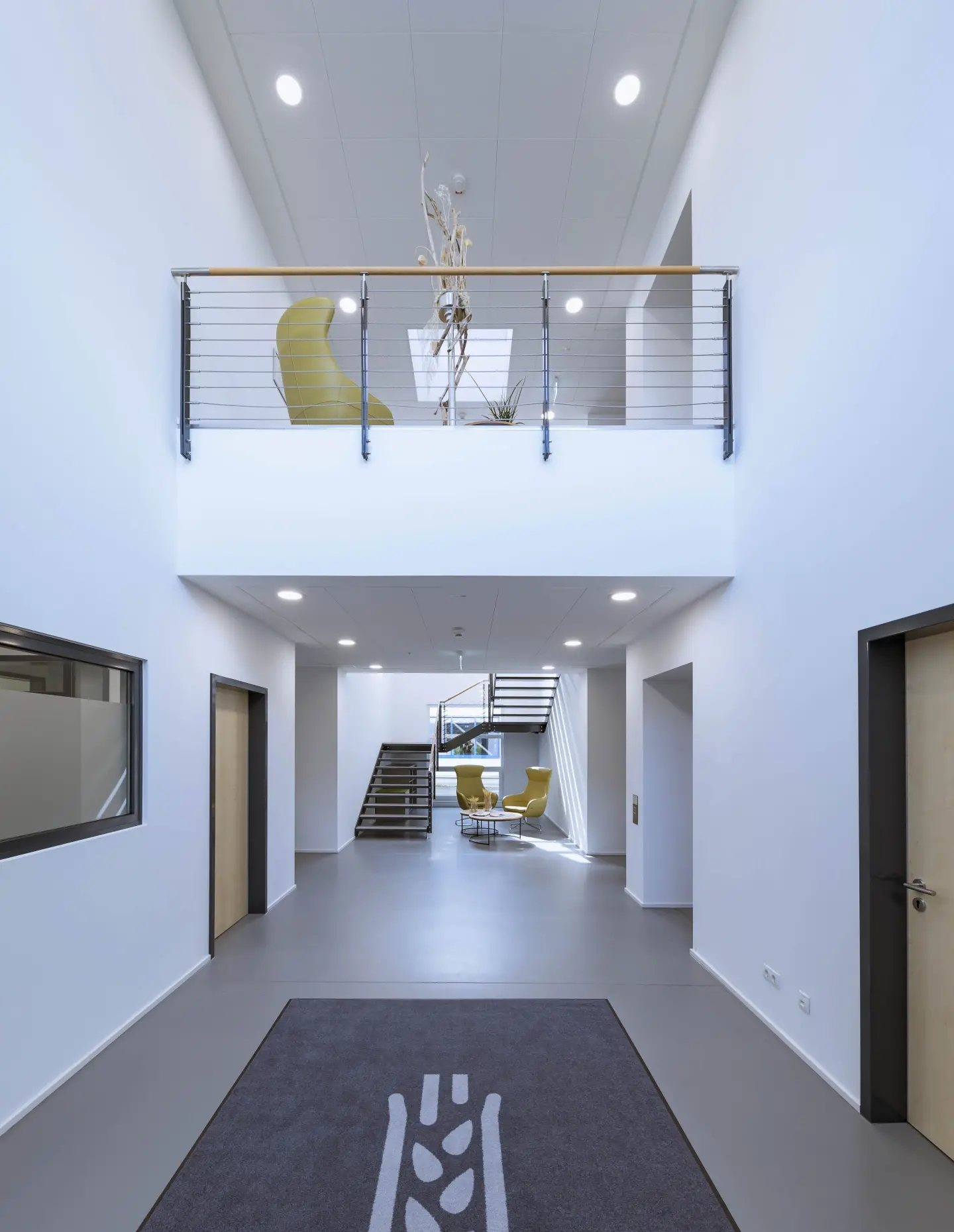 Modulares Bauen für Arbeit: Büro- und Verwaltungsgebäude Modulares Bauen für Arbeit: Büro- und Verwaltungsgebäude
