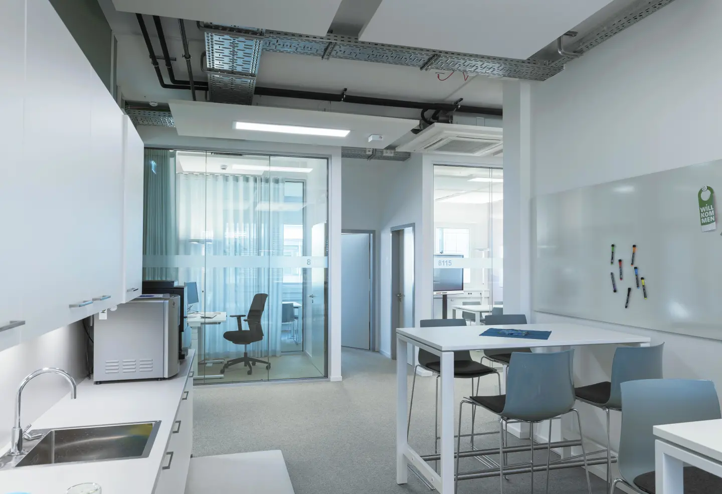 Modulares Bauen für Arbeit: Büro- und Verwaltungsgebäude Modulares Bauen für Arbeit: Büro- und Verwaltungsgebäude