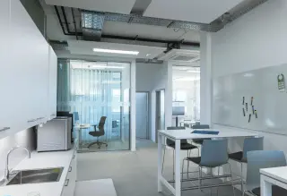 Modulares Bauen für Arbeit: Büro- und Verwaltungsgebäude Modulares Bauen für Arbeit: Büro- und Verwaltungsgebäude