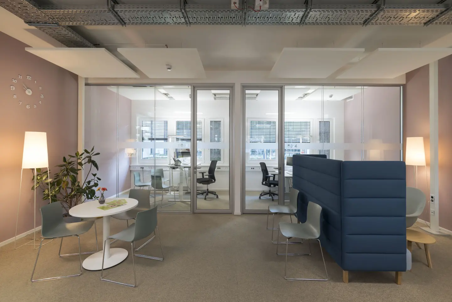 Modulares Bauen für Arbeit: Büro- und Verwaltungsgebäude Modulares Bauen für Arbeit: Büro- und Verwaltungsgebäude