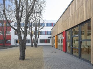 Schulcampus Hönow: Erweiterung mit Mensa- und Klassentrakt