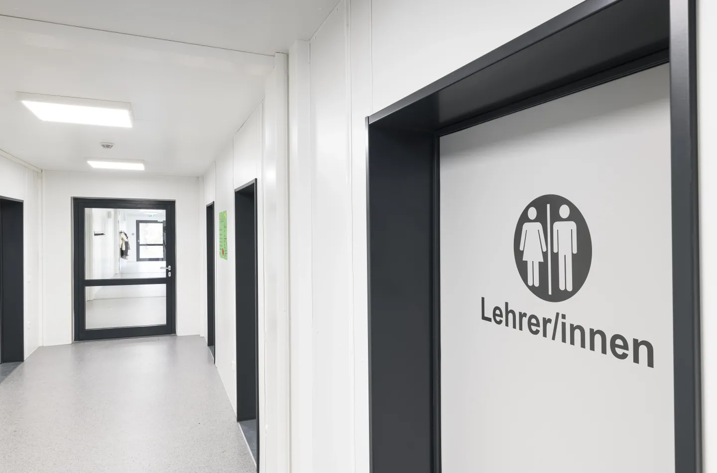 Mobile Raumsysteme für Bildung: Kitas und Schulen Mobile Raumsysteme für Bildung: Kitas und Schulen
