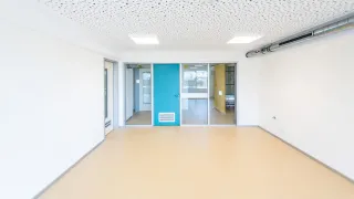 Fingerschutztüren mit integriertem Klemmschutz Fingerschutztüren mit integriertem Klemmschutz